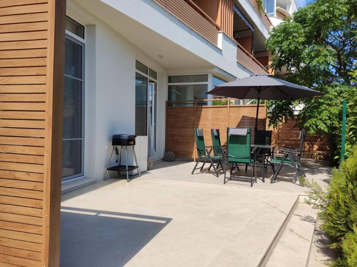 Brisas Garden Apartment